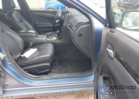 2011 Chrysler 300 Limited z USA, uszkodzony, nr VIN 2C3CA5CG2BH592083